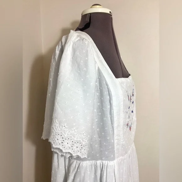 Old Navy Maxi Dress XL Embroidered Tiered Cottagecore Eyelet - Picture 7 of 16